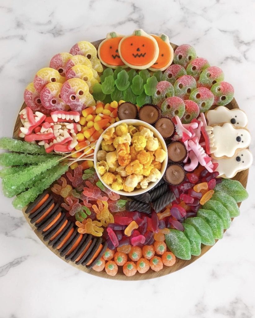 halloween dessert charcuterie board ideas