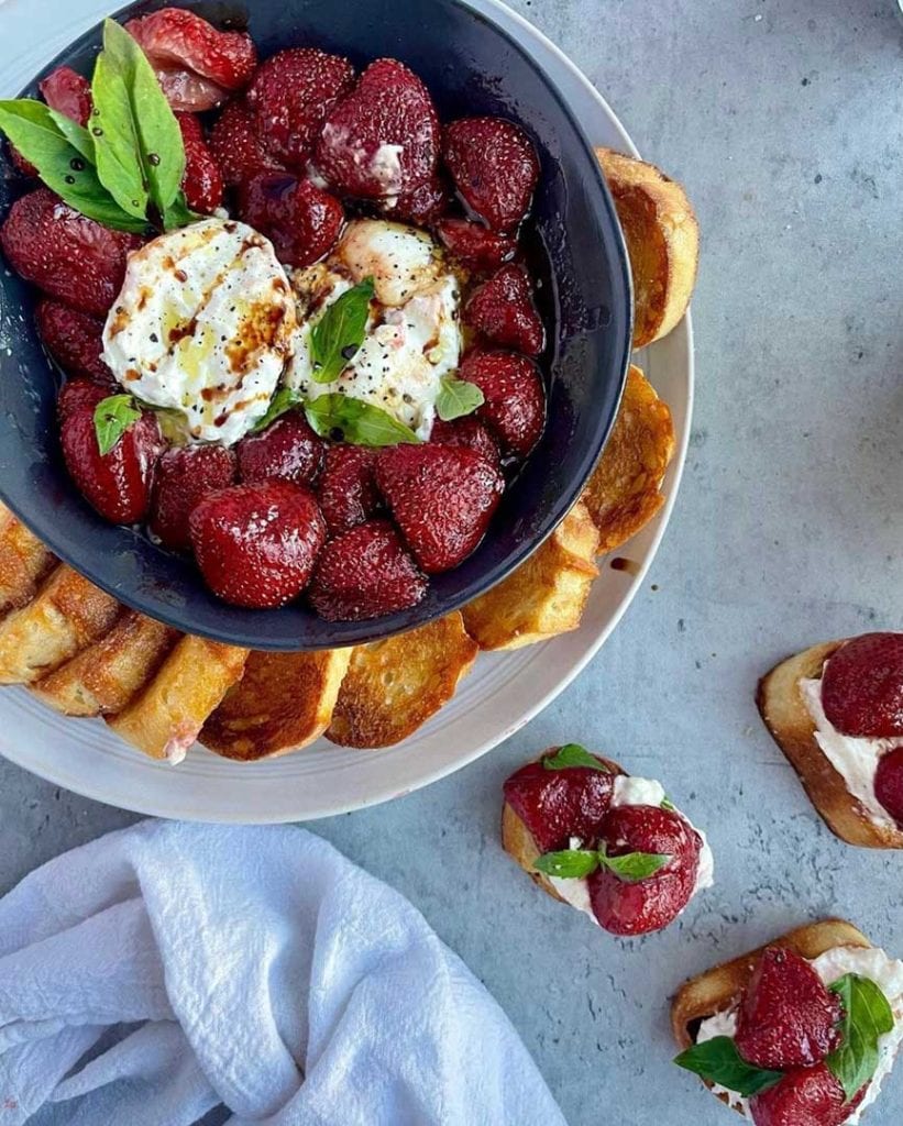 basil garnish balsamic roasted strawberries