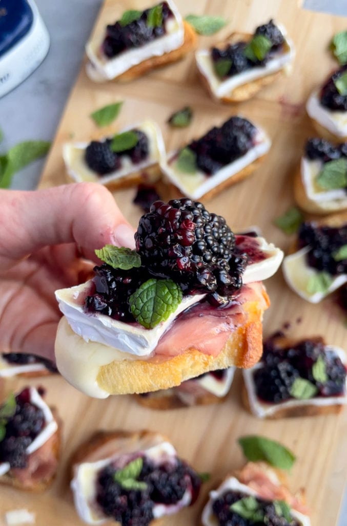 supreme brie blackberry jam crostini