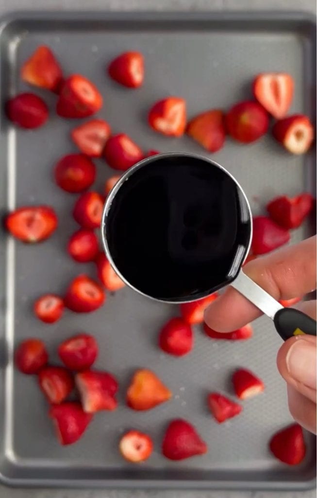 baked strawberries balsamic roasted