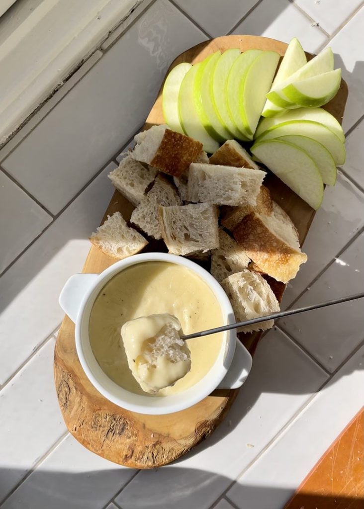 how to make cheese fondue recipe