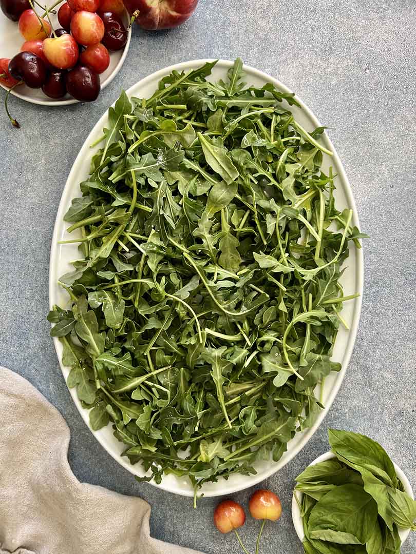 arugula salad fruit