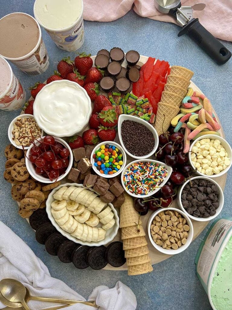 ice cream sundae bar