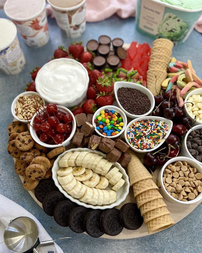 what goes on an ice cream sundae bar