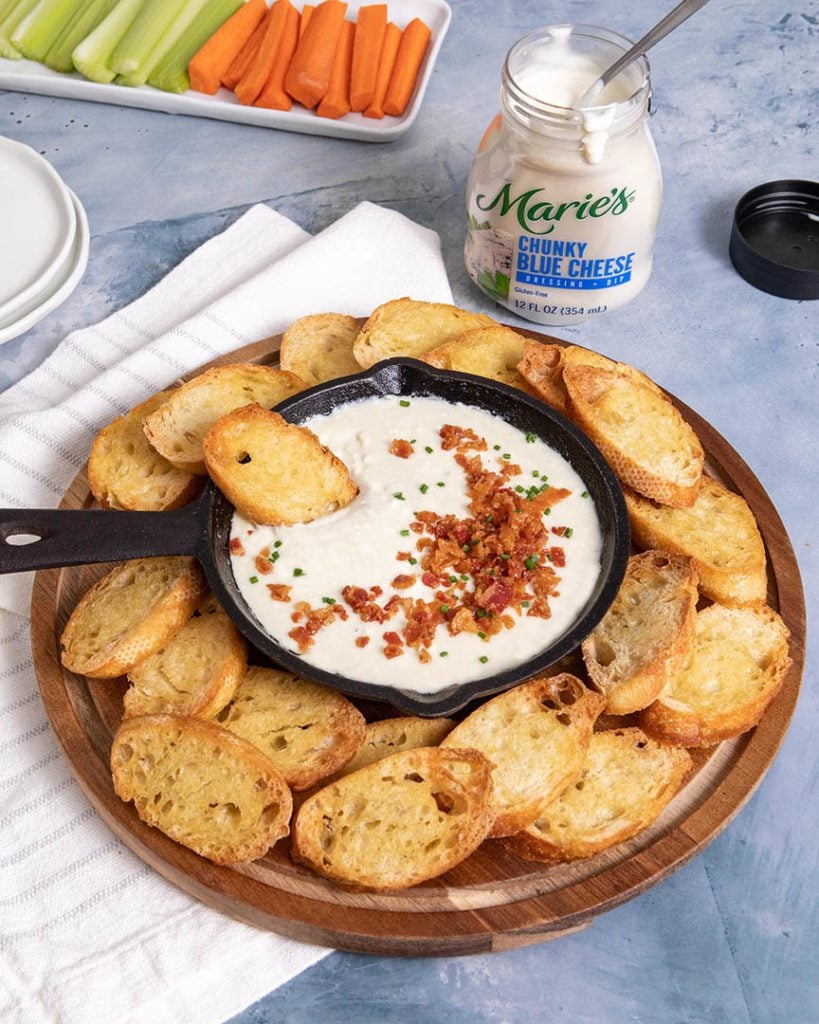 blue cheese skillet dip