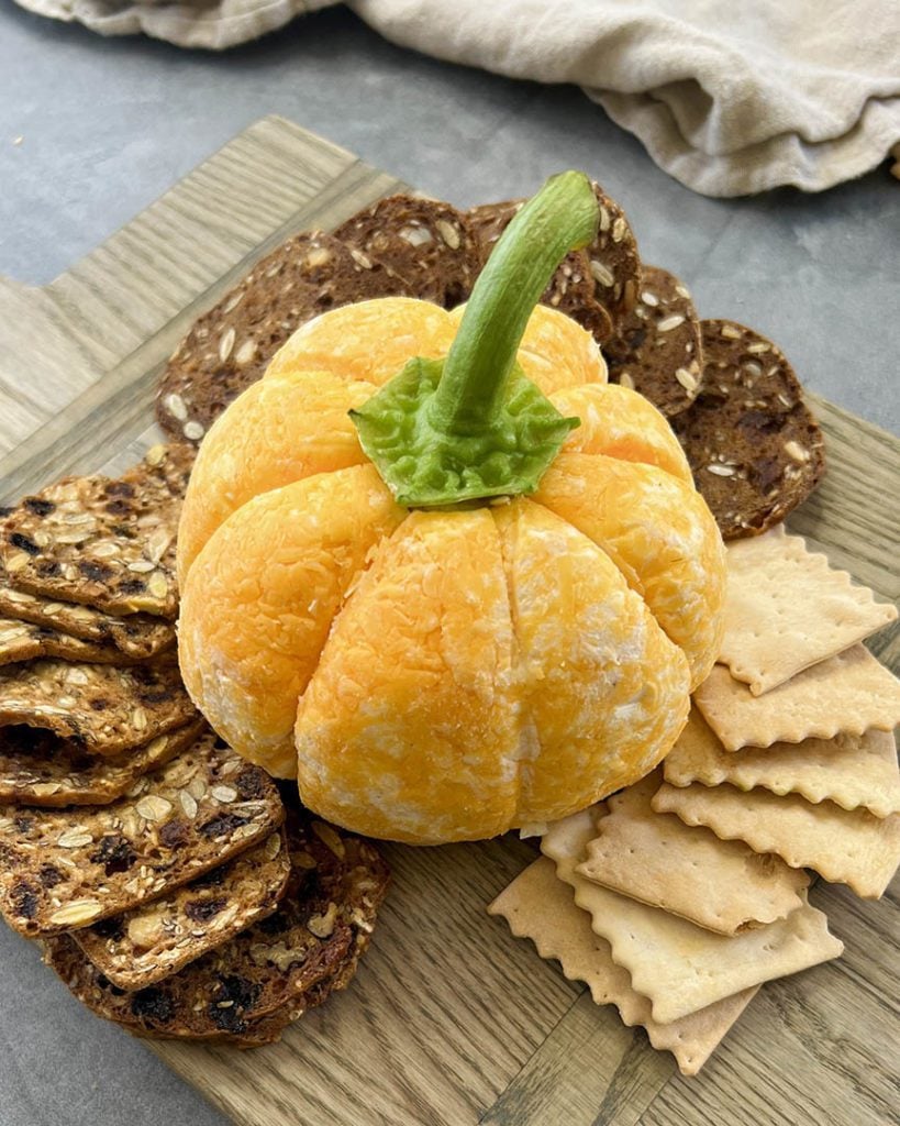pumpkin cheese ball