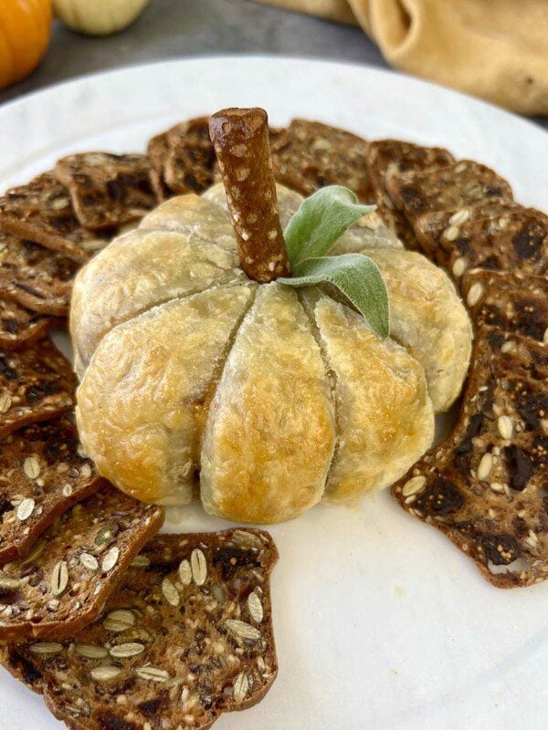 Pumpkin-Shaped Baked Brie Puff Pastry