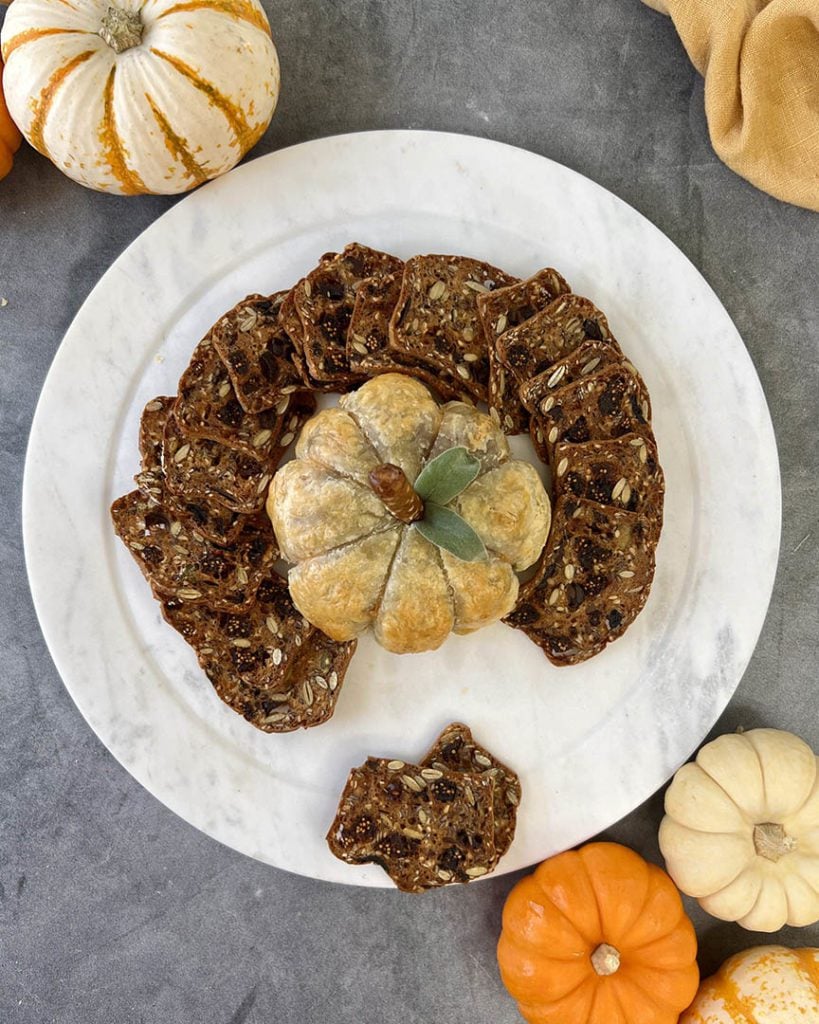 brie en croute pumpkin-shaped