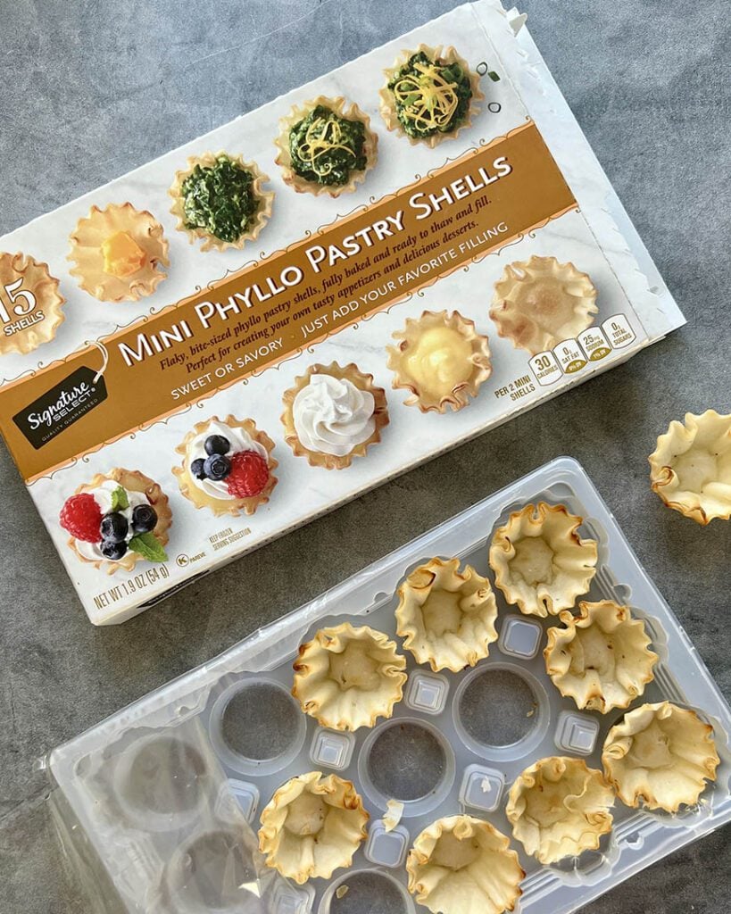 mini Phyllo shells cranberry brie appetizer
