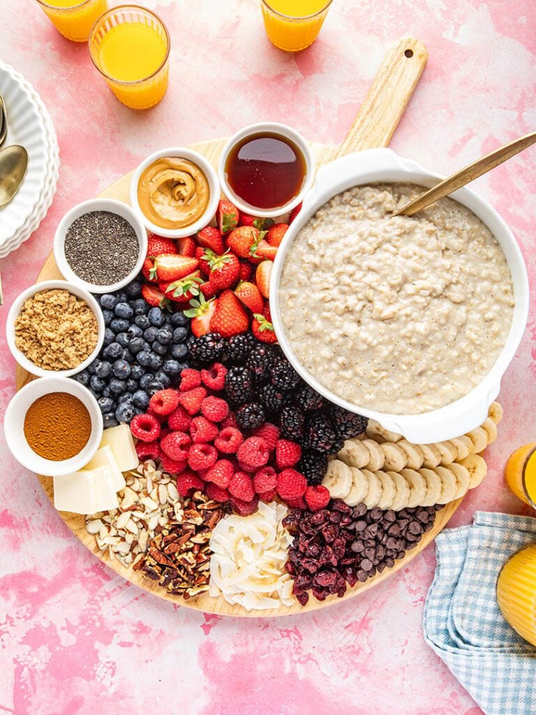 oatmeal breakfast ideas with oatmeal toppings