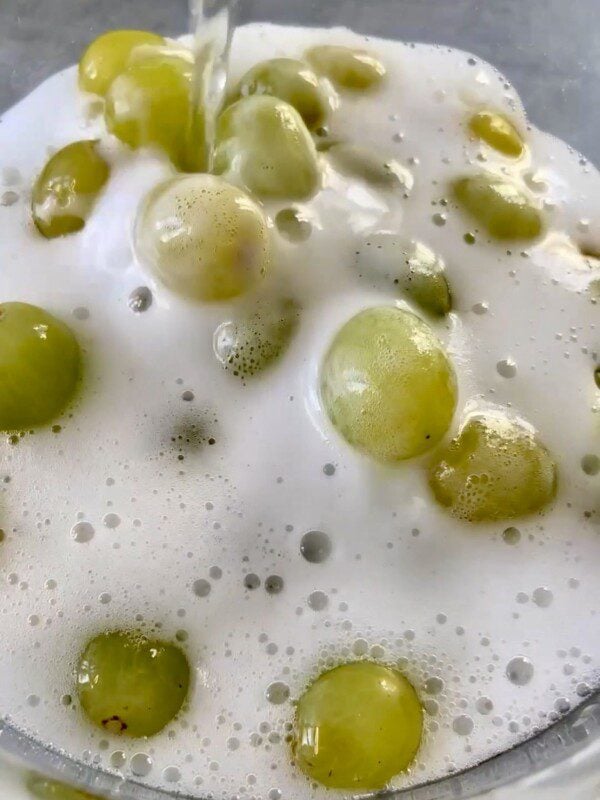 champagne grapes