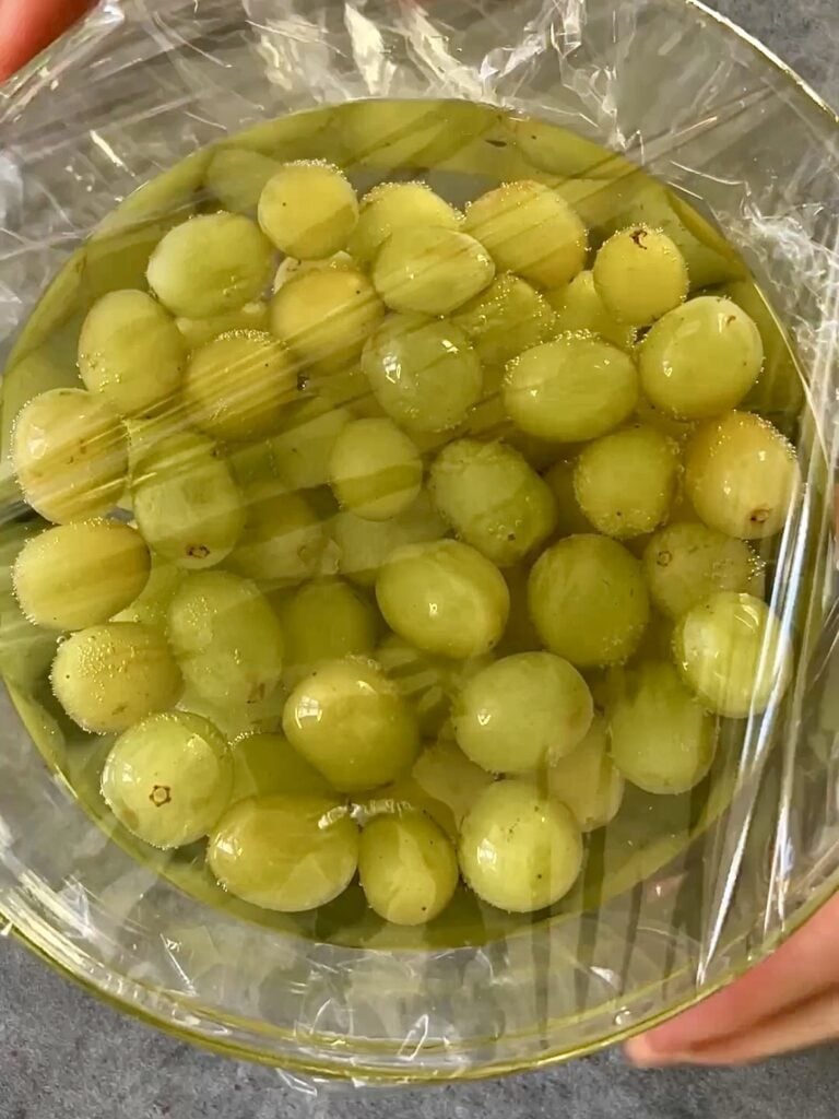 Champagne or Prosecco Grapes