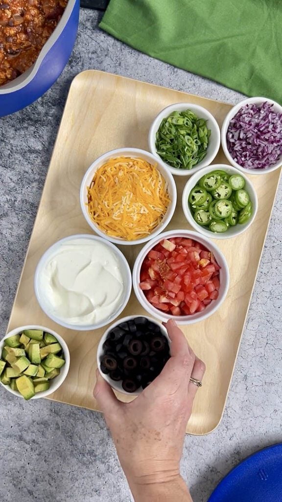 chili toppings board step 1