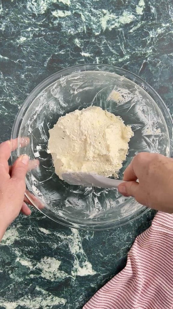 Snowman cheese ball recipe 1