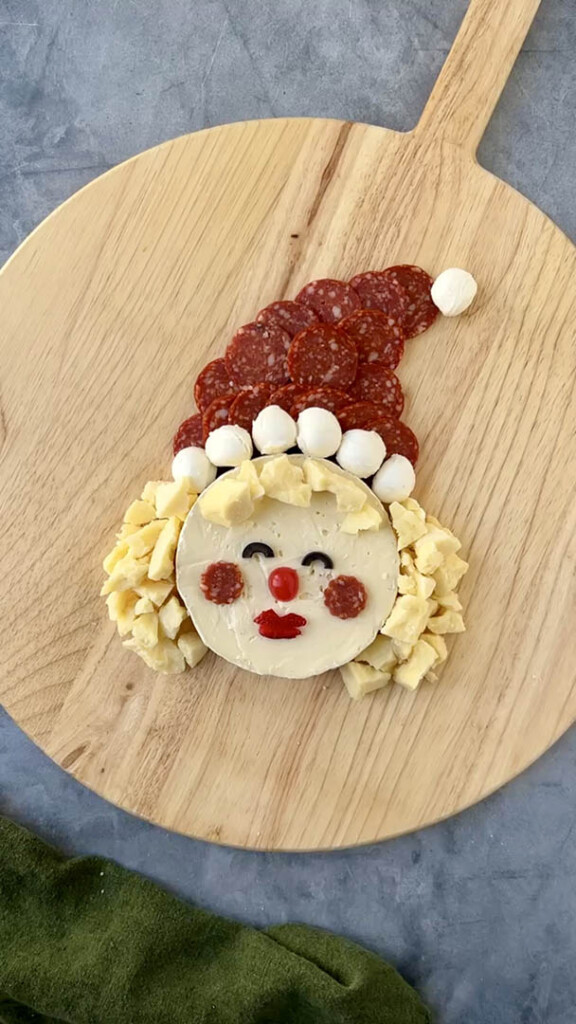 mrs. claus charcuterie how to 2