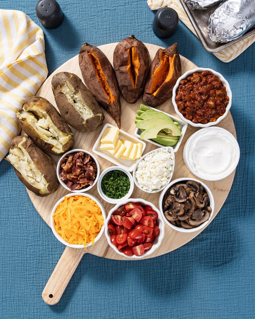what to serve with baked potatoes